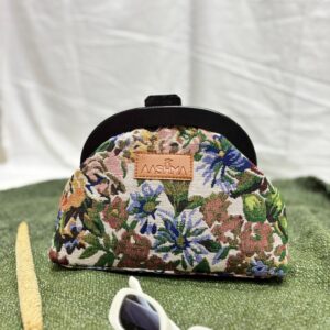 Cornsilk clutch